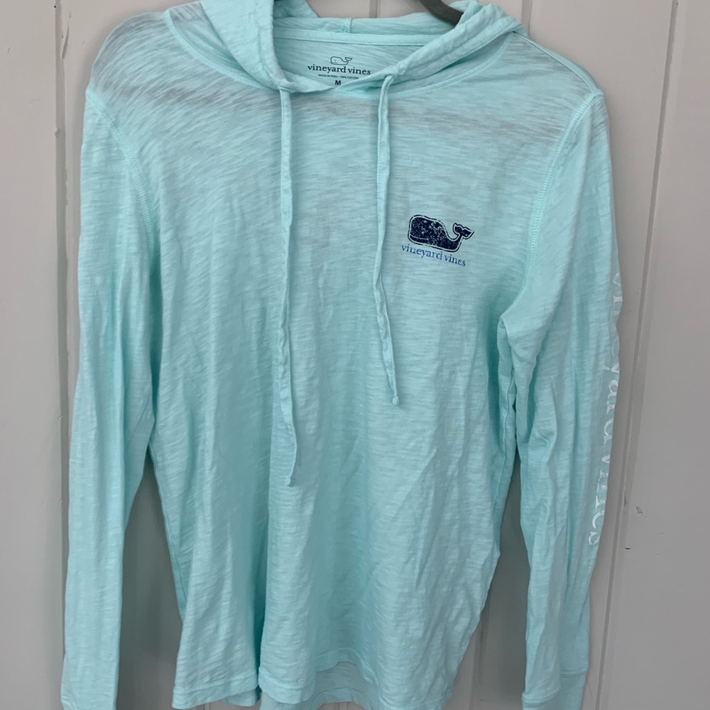 Vineyard Vines top